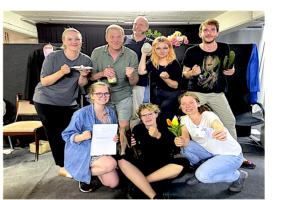 Der-nackte-Wahnsinn22-TeamJuni-23