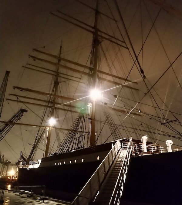 nach dem Dreh in Hamburger Hafen